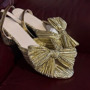 Elegant Gold Bow Women's Sandals